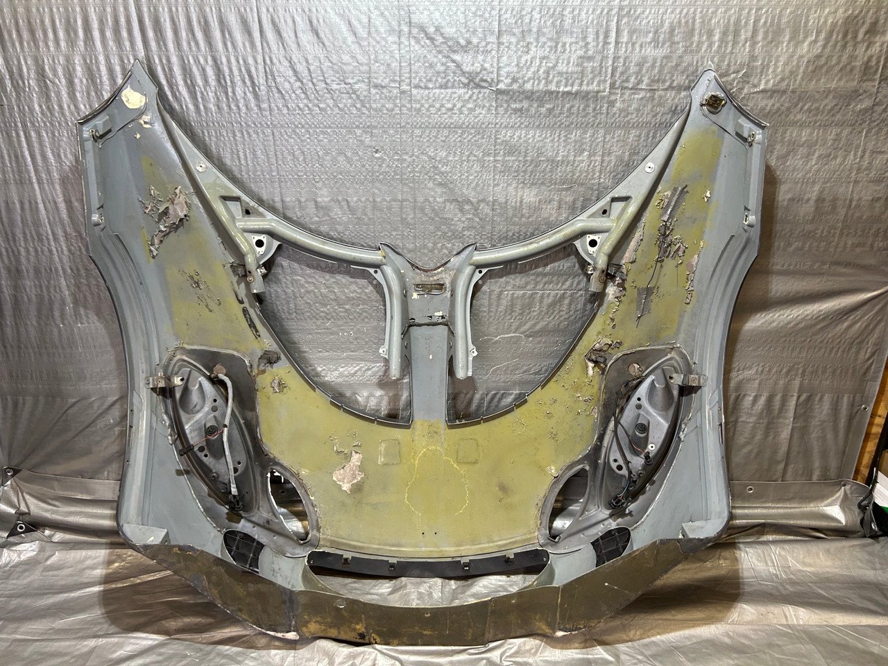 2005-2006 Lotus Elise OEM Front Clamshell *DAMAGED* / LEL03 - Image 26