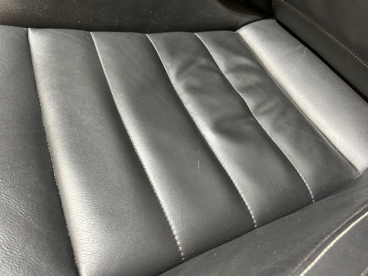 2015-2017 Volkswagen MK7 Golf R Black Leather Front Seats / Pair / M7R09 - Image 9