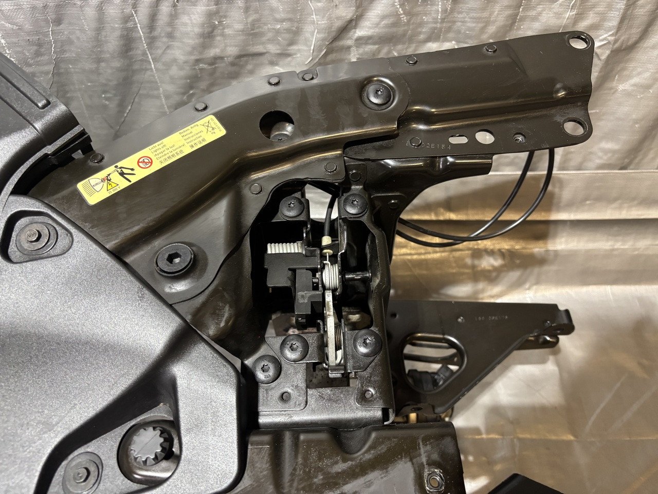 2009-2011 BMW E89 Z4 sDrive30i Front Core Support w/ Radiator / Cooling Fan / Impact Beam / 81K Z4908 - Image 5