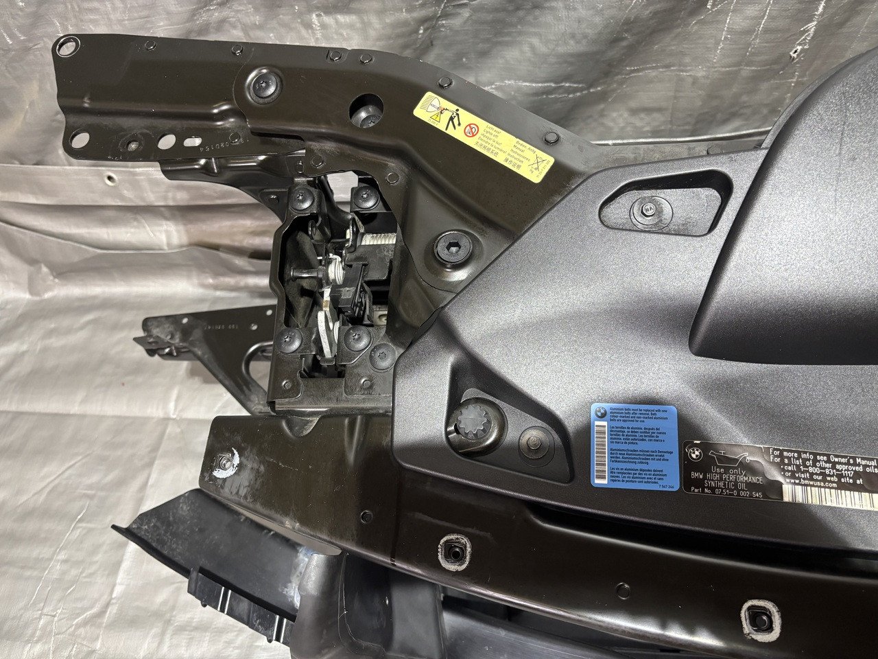 2009-2011 BMW E89 Z4 sDrive30i Front Core Support w/ Radiator / Cooling Fan / Impact Beam / 81K Z4908 - Image 4