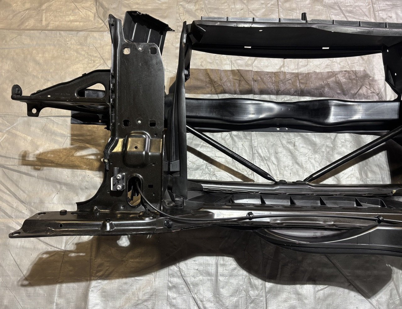 2009-2011 BMW E89 Z4 sDrive30i Front Core Support w/ Radiator / Cooling Fan / Impact Beam / 81K Z4908 - Image 2