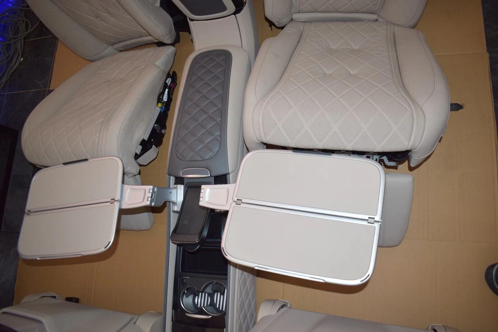 Genuine Mercedes S X222 Maybach Interior Seats Door Centre Console Tables- - Image 9